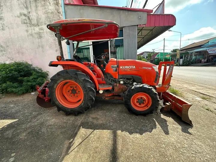 รถไถ Kubota พร้อมใช้งาน  3