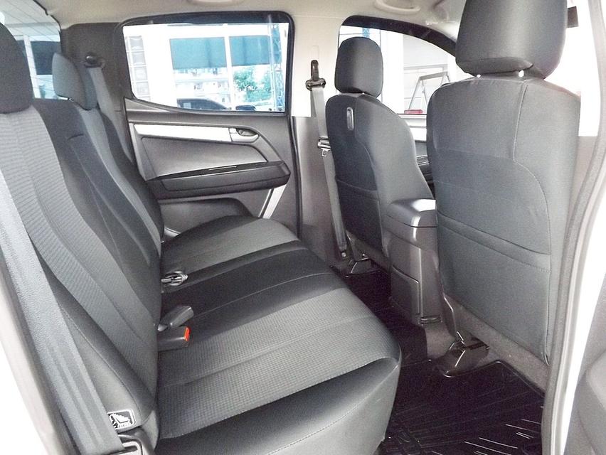 รหัสรถ KCY8651 ISUZU D-MAX HI-LANDER CAB-4 1.9 Z Ddi AUTO ปี 2016 สีขาว 9