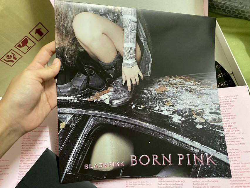 ชุดเซ็ตไวนิล(แผ่นเสียง) บอนด์พิ้งค์ 6