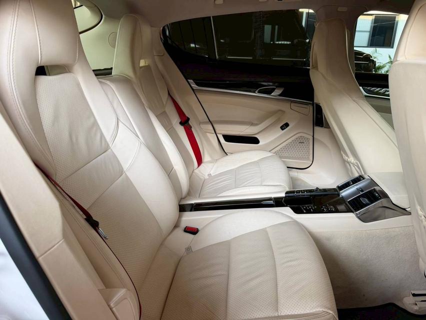 Panamera 3.0 Diesel V6 AT รูปที่ 14
