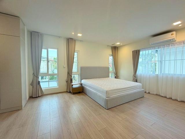 ศรีนครินทร์-บางนา ให้เช่าบ้านเดี่ยวสุดหรู 2 ชั้น 68ตร.วา. 270ตร.ม. MRT ศรีลาซาล 2.5 กม.รร.นานาชาติไทย-สิงคโปร์ 2.1กม. 4น 4