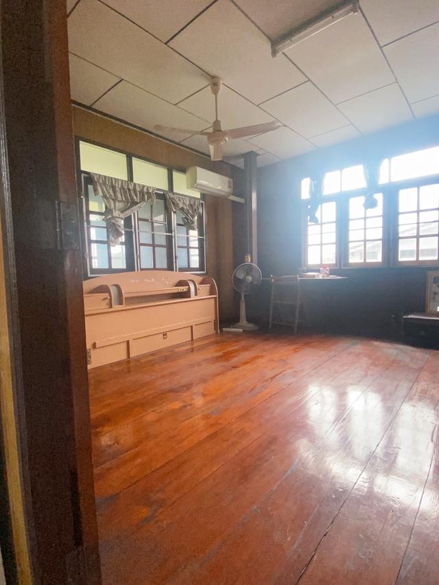 บ้านเก่า + ที่ดินทำเลดี ราคาหลักล้านบ้านอาจไม่ใหม่ แต่ที่ดินหายาก 11