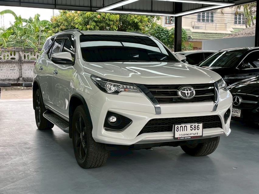 รหัสรถ WMT586 Toyota Fortuner 2.8 TRD Sportivo ปี 2018 รูปที่ 6