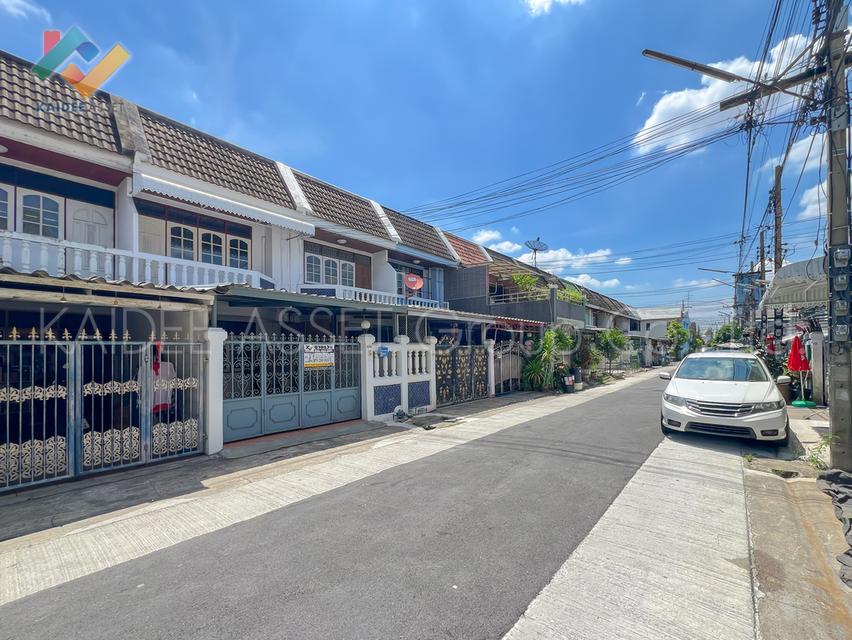 หมู่บ้านไพโรจน์ | ทาวน์เฮ้าส์ ซอย บางนา-ตราด 27 ติดห้าง! 2