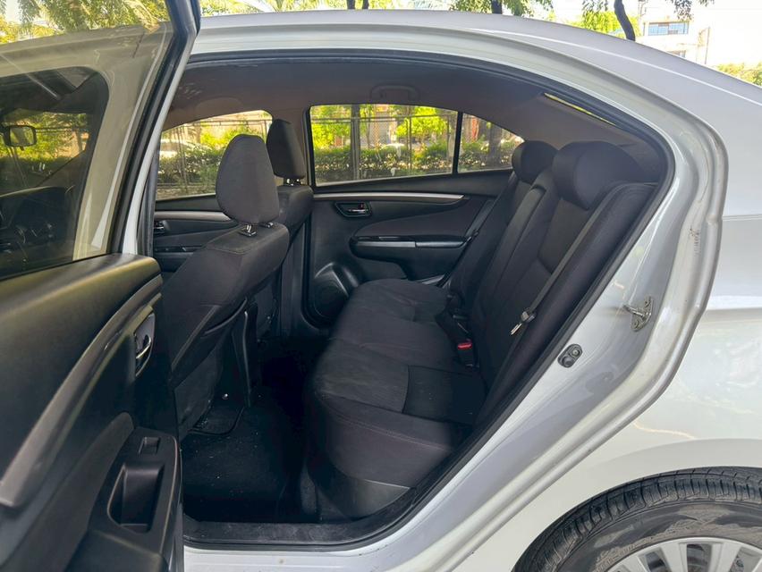 Suzuki Ciaz Year 2015=5 11