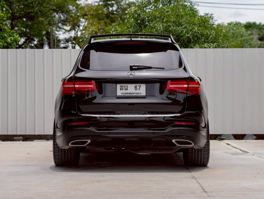 Mercedes Benz GLC 250d 4Matic AMG ปีจด 2017