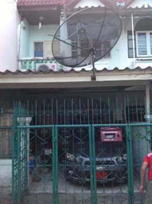 ทาวน์เฮ้าส์ 2 ชั้น ทำเลทอง รามคำแหง 24 แยก 8 สภาพดี พ 4