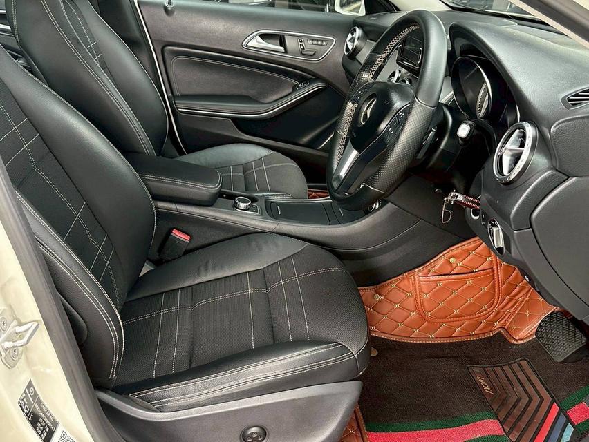 BENZ GLA200 W156 2017 รถหรู ดูแลดีประวัติศูนย์ชัดเจน ราคาถูกสุดในตลาด 9