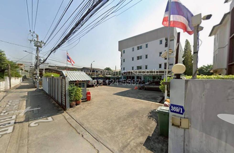 ที่ดินเปล่า ซอยร่วมจิตร 3 ใกล้ตลาดบางกระบือ ถนนนครไชยศรี แขวงถนนนครไชยศรี เขตดุสิต กรุงเทพมหานคร