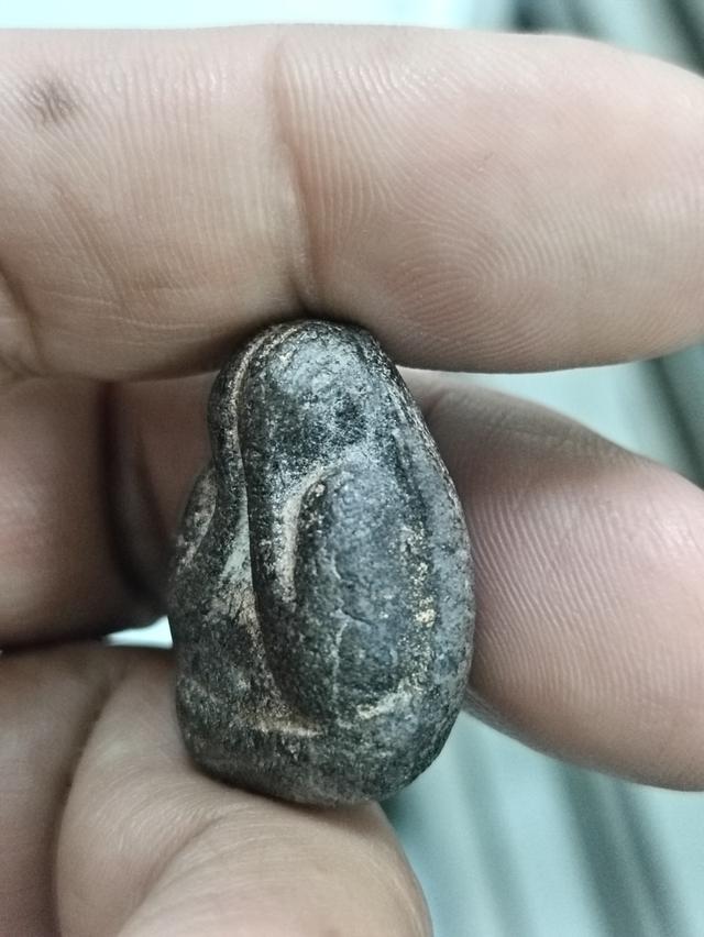 หลวงปู่ศุข เนื้อผงใบลาน,พระปิดตาเนื้อผงใบลานหลงรักเก่า 7