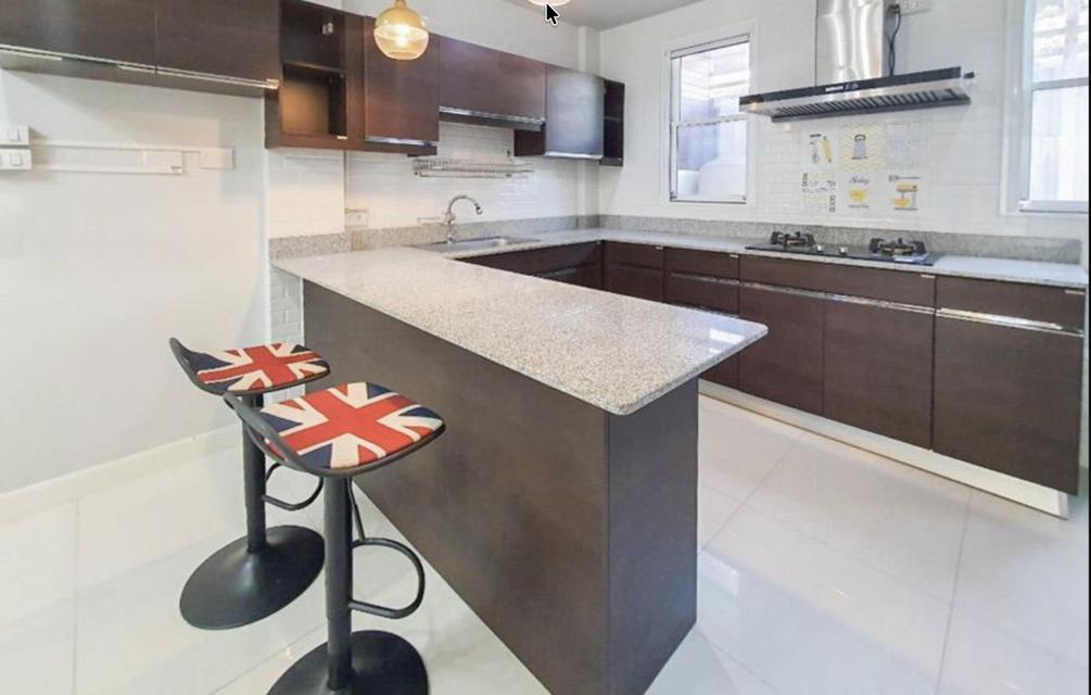 บ้านทาวน์โฮม 3 ชั้น สวยสไตล์ลอฟ ทำเลดอนเมือง ติดถนนวิภาวดี ราคาไม่แพง 9