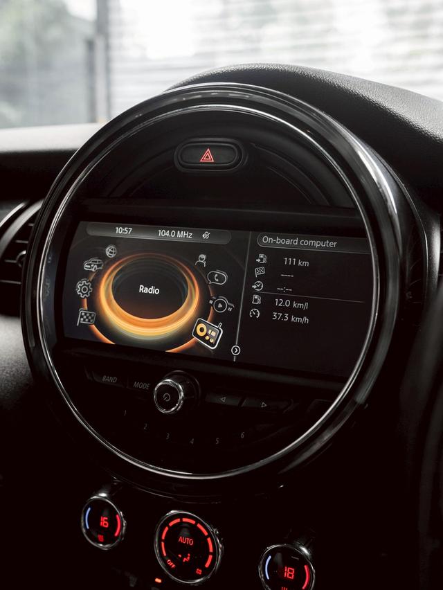 รหัสรถ 67GG885 Mini CooperS Hatch 3 Doors F56 2017