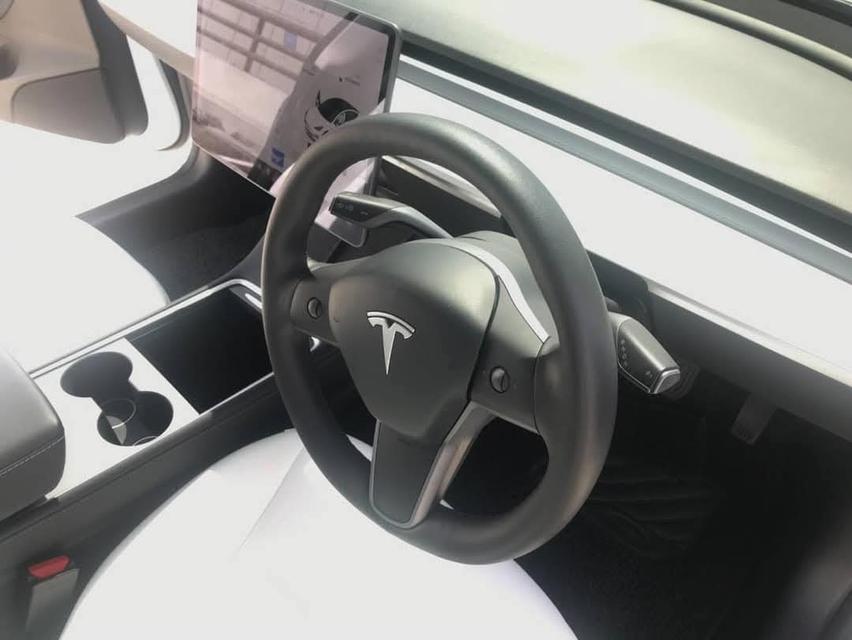 tesla model 3  ปี 2021 3