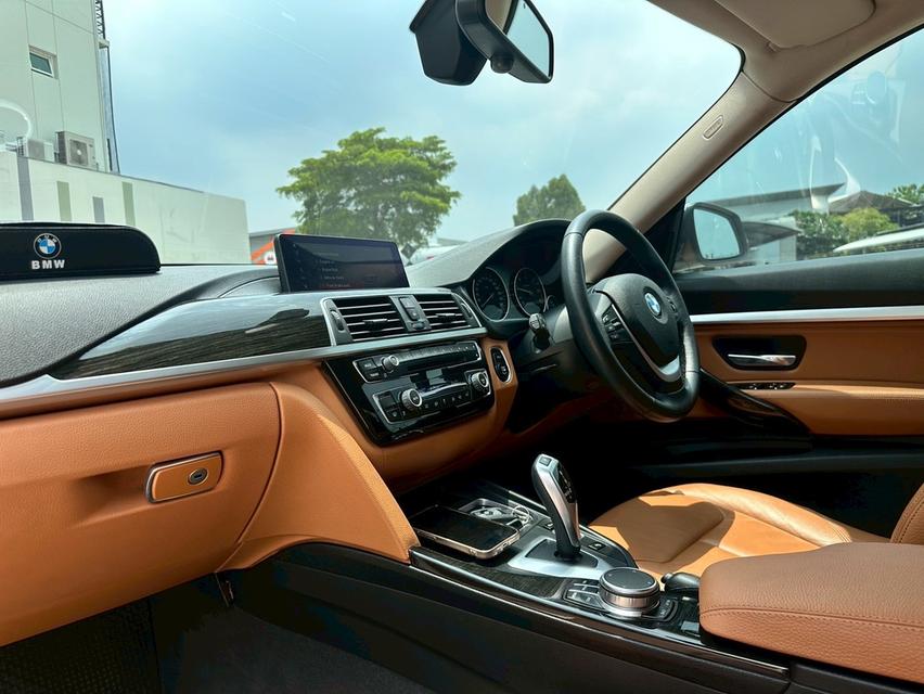 BMW 320d GT Luxury 2019 รูปที่ 12