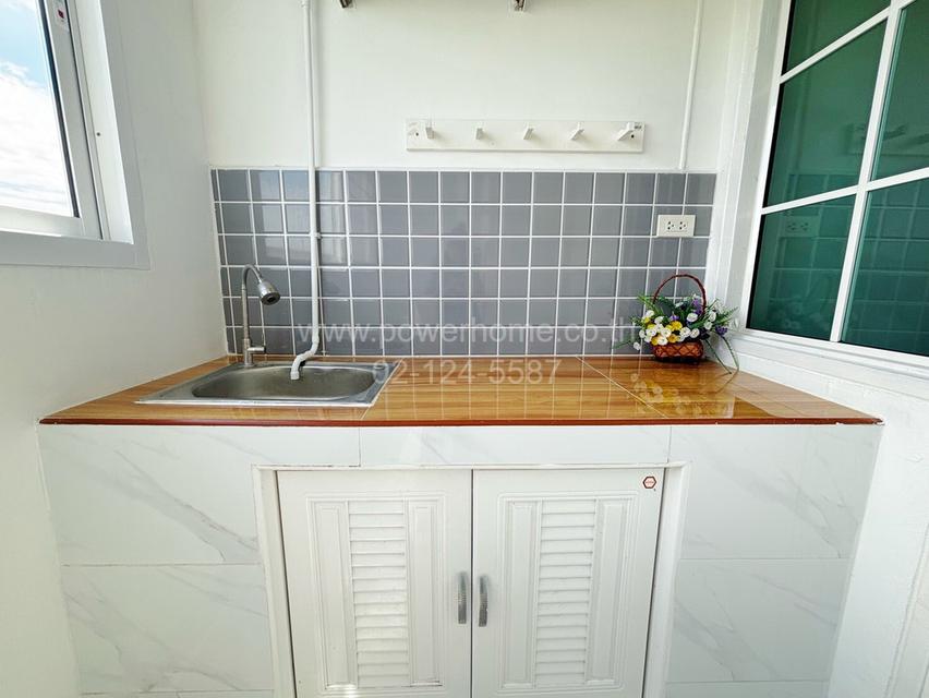 ห้องชุดบ้านเอื้ออาทร (มิตซู นวนคร) อาคาร 77 ชั้น 4 ซอย 8 ต. คลองหนึ่ง อ. คลองหลวง จ. ปทุมธานี 12