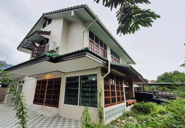 ขายและให้เช่าบ้านเดี่ยว หมู่บ้านราชตฤณมัย พหลโยธิน เนื้อที่ 106 ตร.ว. 2 ชั้น 4 นอน 4 น้ำ 3