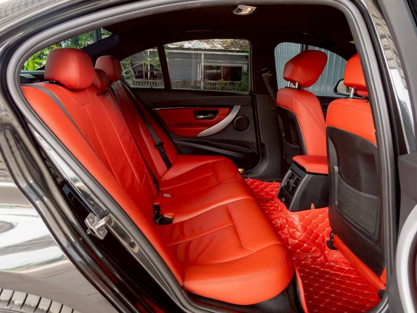 BMW 330e M Sport (โฉม F30 ) 2016 จด 2017 6