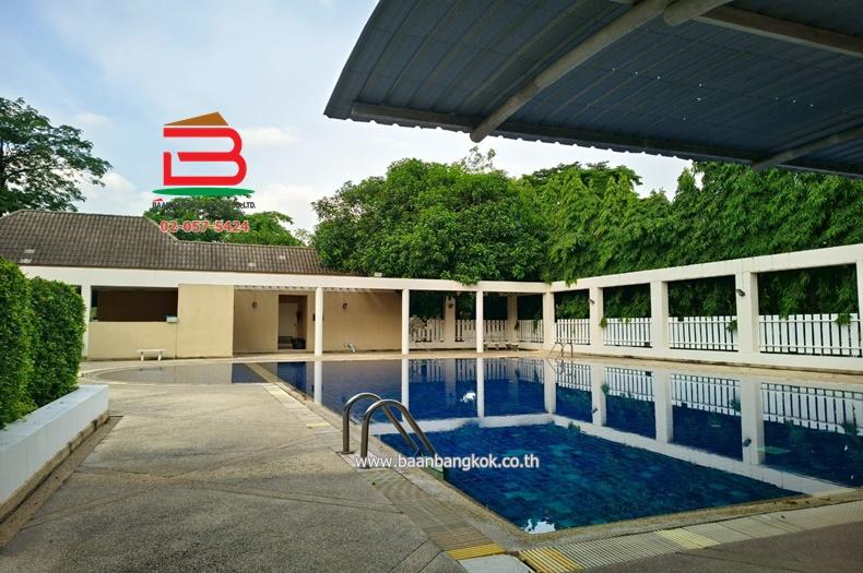 บ้านเดี่ยว หมู่บ้าน สัมมากร-นิมิตใหม่ เนื้อที่ 84 ตรว. ซอยนิมิตใหม่ 34 ถนนนิมิตใหม่ แขวงสามวาตะวันออก เขตมีนบุรี กรุงเทพมหานคร 11