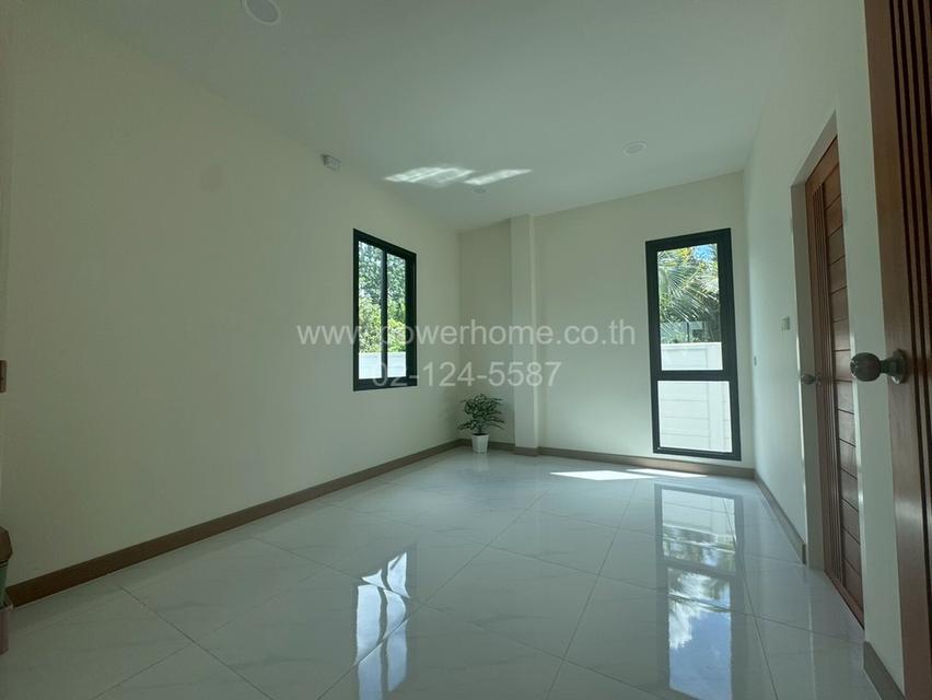 บ้านเดี่ยว 2 ชั้น เนื้อที่ 67.5 ตร.ว. ซอยบางกร่าง 45 ใกล้ตลาดเจ้าพระยาบางใหญ่ ถนนราชพฤกษ์ ต.บางกร่าง อ.เมืองนนทบุรี จ.นนทบุรี 8