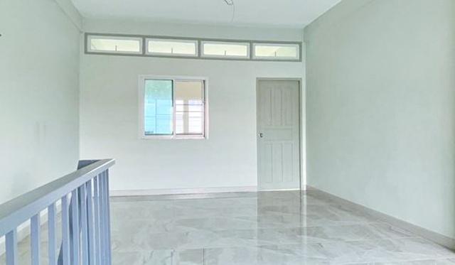 ม.เกริก รามอินทรา กม.2 รามอินทรา11-17 ให้เช่าอาคารพาณิชย์ 3 ชั้น เซ็นทรัล รามอินทรา 1.7 กม.รีโนเวทใหม่ทั้งหลัง 18 ตร.วา. 5