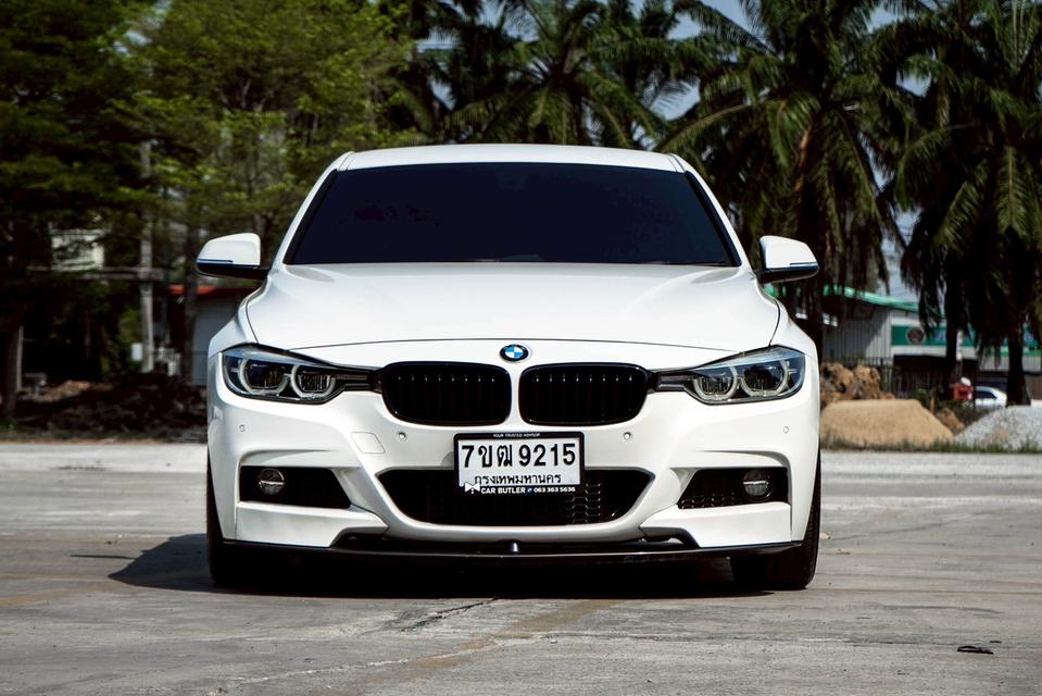 BMW 320d SPORT F30 AT 2015 รูปที่ 4