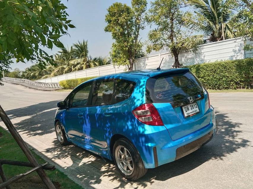 Honda Jazz ปี 2010 หล่อๆ 2