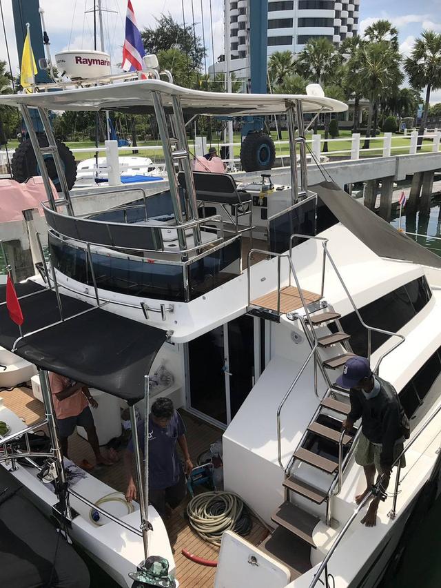 เรือคาตามารัน Island Spirit 390 แรงม้า ปี 2013