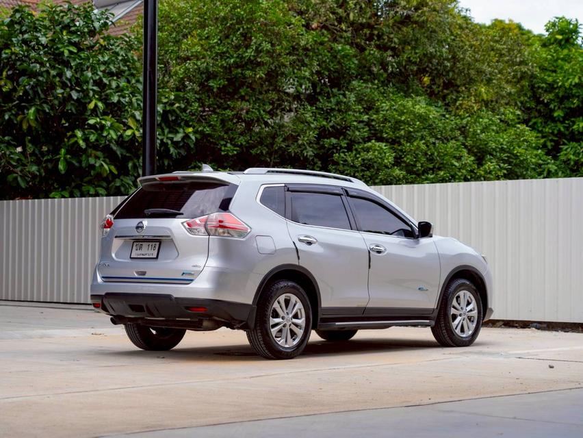 NISSAN X-TRAIL 2.0V 4WD ปี จด 2016 สภาพสวยเดิมๆ