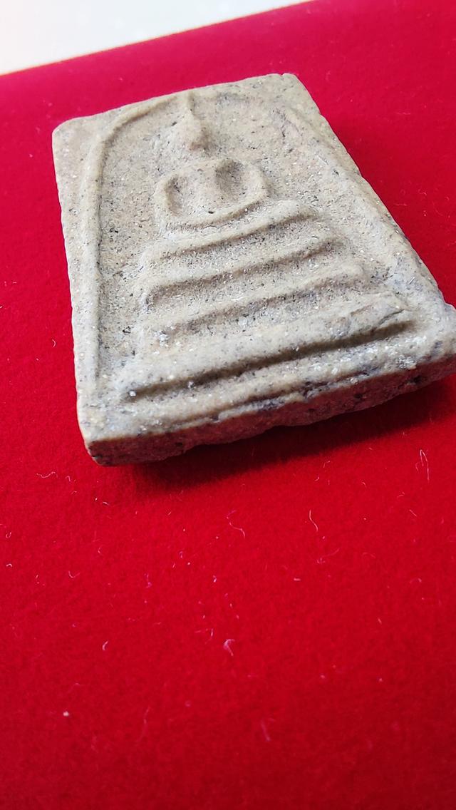 隆重推荐:瓦拉康寺大模版神圣佛牌(Phra Somdej)– 佛历2415年