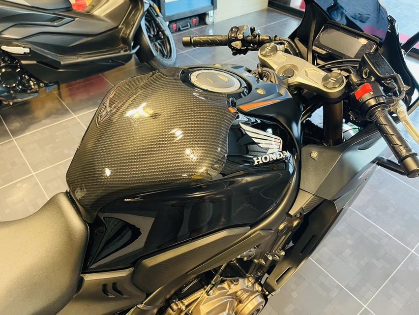 Cbr650r/2022 11