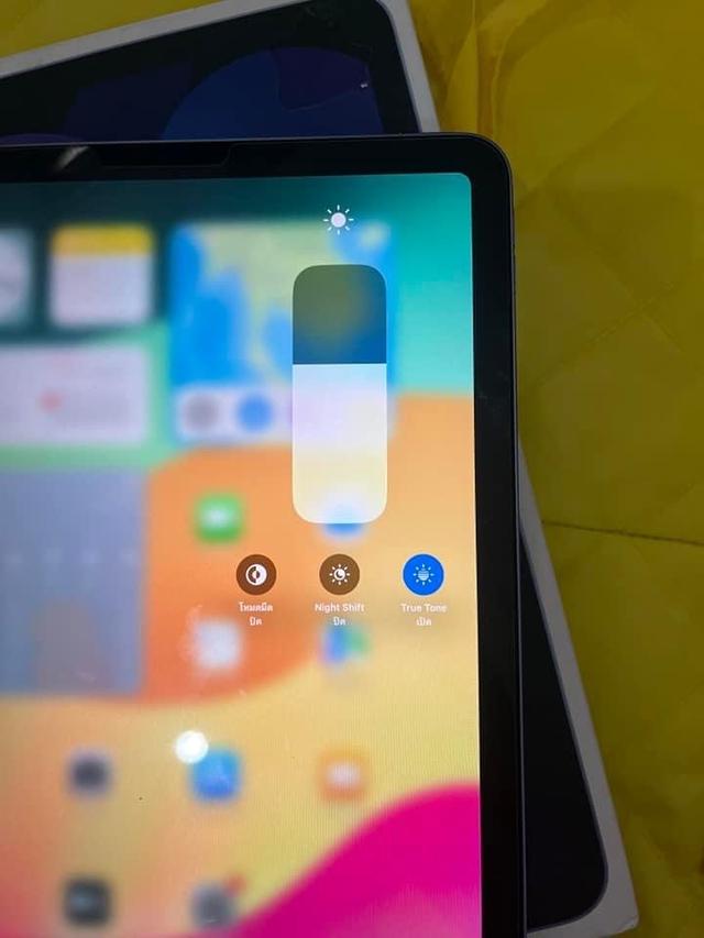 ส่งต่อ iPad Air 5 มือ 2 เครื่องสีม่วง สวย 2