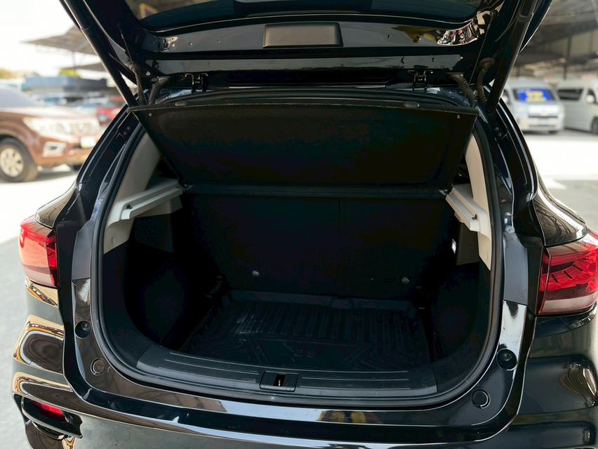 MG ZS 1.5 X+ sunroof 2020 รูปที่ 9