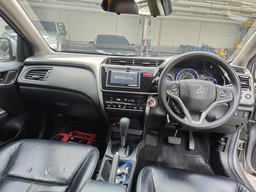 Honda City 1.5 SV AT  6