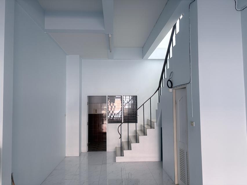 อาคารพาณิชย์ 3ชั้น 3 ห้องนอน 3