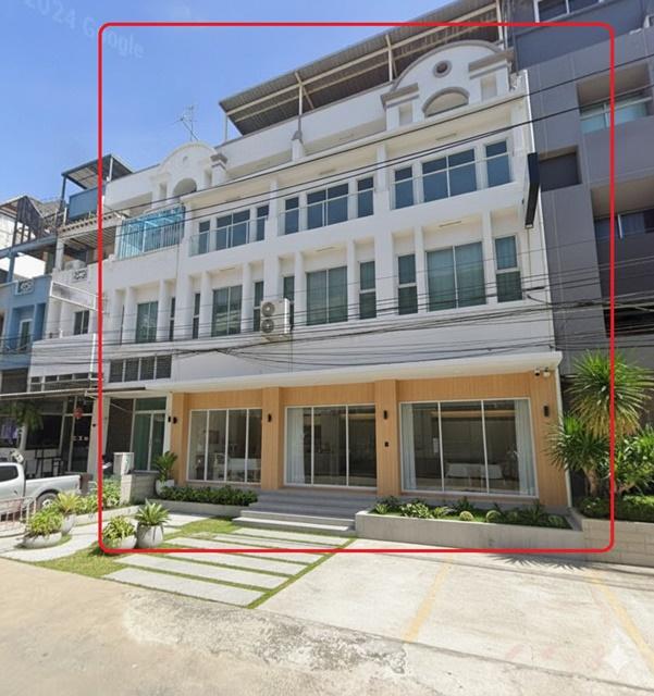 โชว์รูม เลียบด่วนเอกมัย-รามอินทรา 3กม. KPIS Inter Sch. 3.3กม. แอร์ใหม่ 11 ตัว เช่าอาคาร3คูหา 6ชั้น รถไฟฟ้ารามอินทรา กม.9 1
