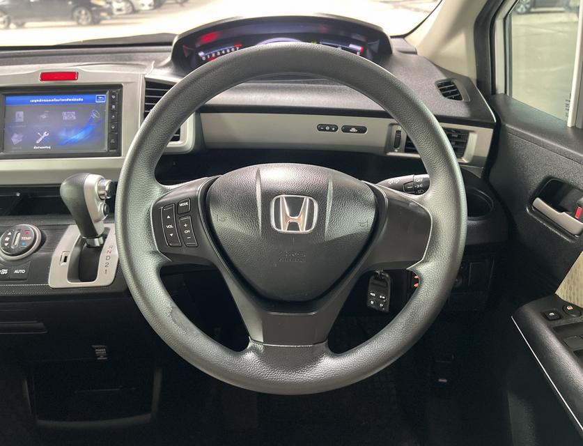 Honda FREED 1.5 EL AT ปี 2013 เบนซิน เกียร์ออโต้ 11