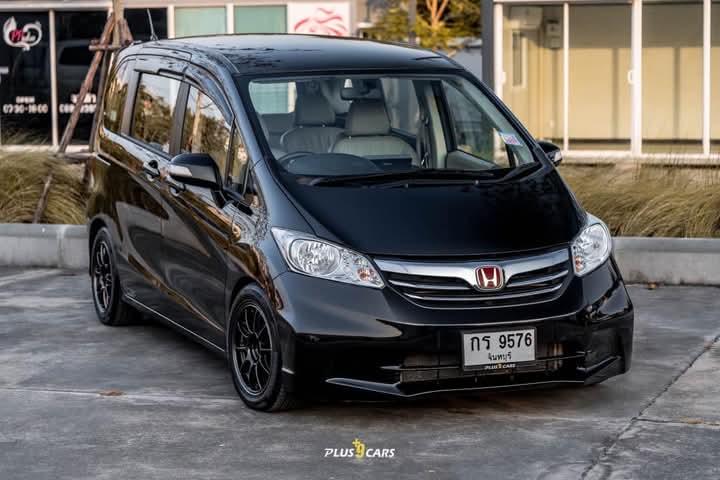 HONDA FREED 2014 สวยมาก 6