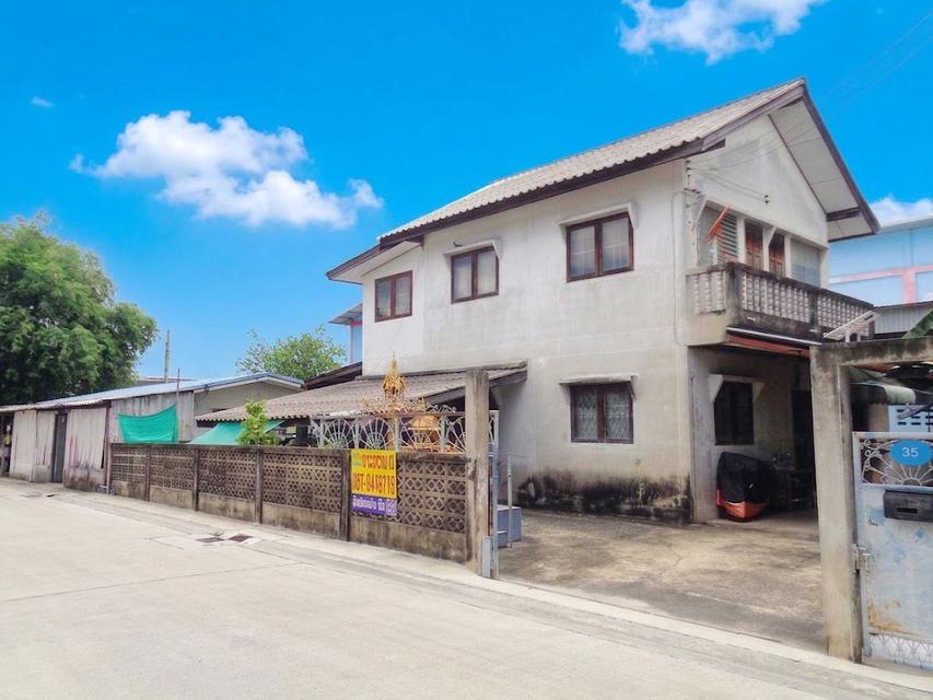 🚩 ขายบ้านเดี่ยว 2 หลัง บนพื้นที่ 92 ตารางวา สุขาภิบาล 5 ซอย 5 แยก 12 ใกล้สถานี รถไฟฟ้าสายสีชมพู 3