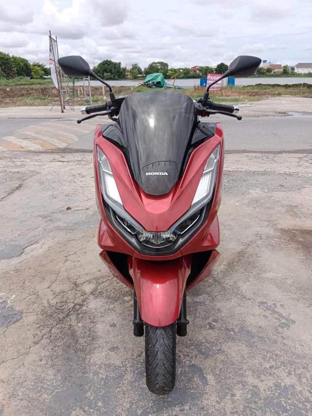 Honda pcx สีแดงสด ปี 2021 1