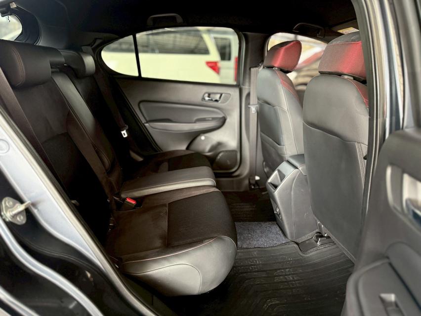 Honda City 1.0RS ปี22 15