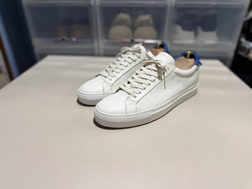 GIVENGHY PARIS ( 43/280 Cm )