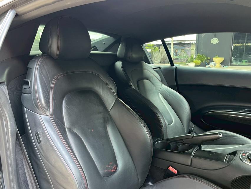 Audi R8 V8 FSI Coupe รถปี 2011 8
