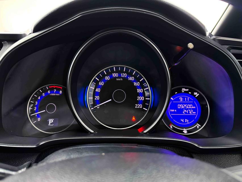 HONDA JAZZ 1.5 RS ปี 2018 รูปที่ 10