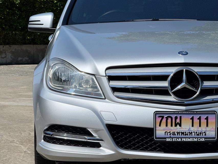 2014 BENZ C200 W204 รถมือเดียวออกป้ายแดง รถวิ่งน้อยเพียง 108,000 กม รถเข้าศูนย์ตามระยะ รถไม่เคยมีอุบัติเหตุครับ 7