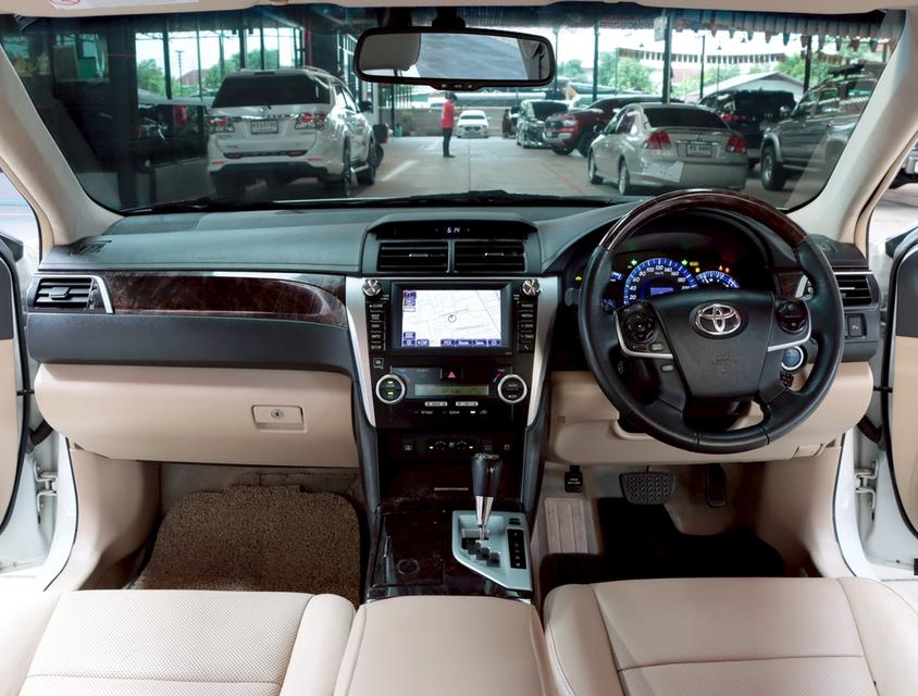 TOYOTA CAMRY 2.5 HYBRID PREMIUM ปี 2013 6