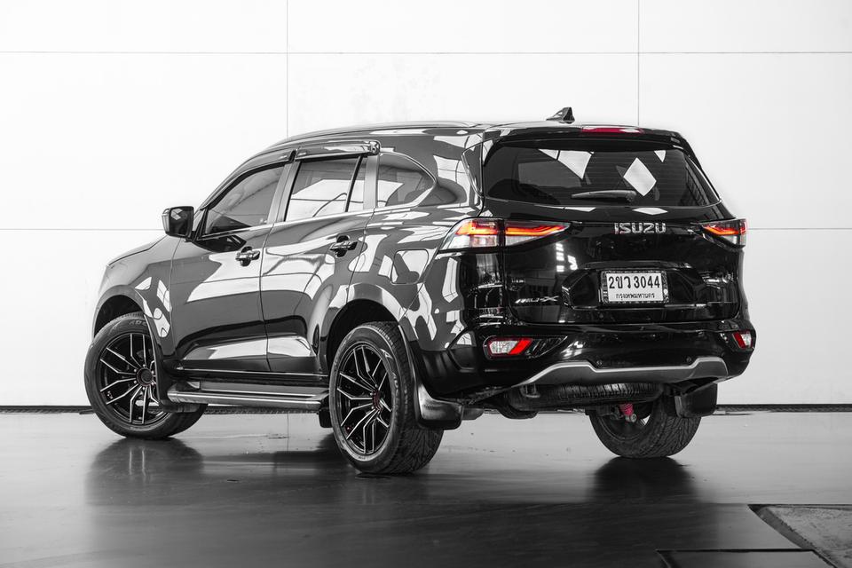 2022 ISUZU MU-X 3.0 ELEGANT 2WD สีดำ เลขไมล์ 87850 กม. 4