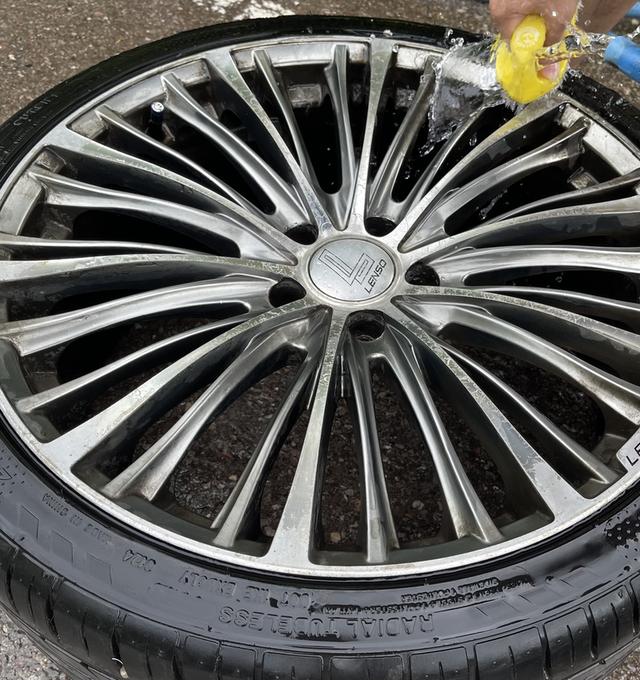 Max พร้อมยาง ขนาด20นิ้ว LENSO 245/35 R20 ยางปี 2025 เดือน เมย