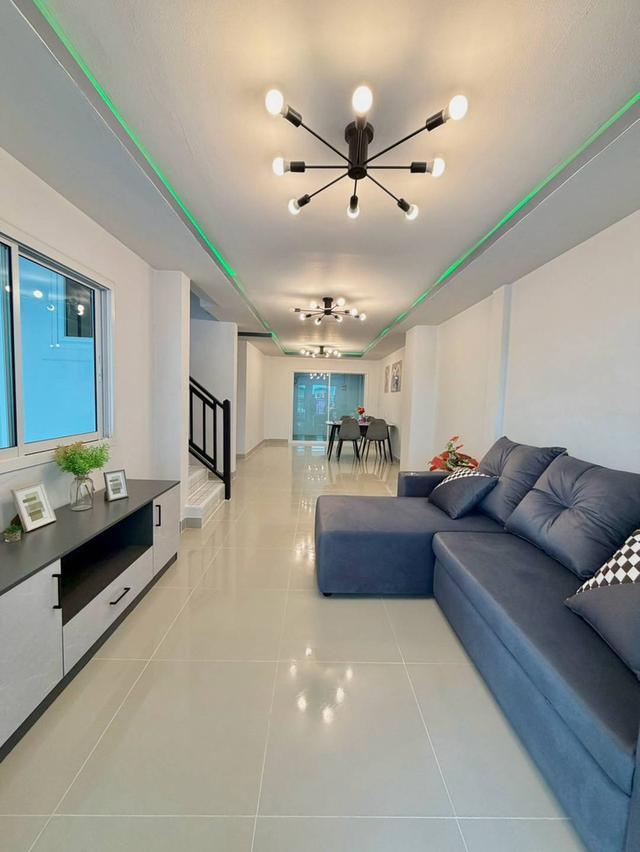 หมู่บ้านนันทิชา3/8 บางบัวทอง  บ้านกล้วย-ไทรน้อย ‭ทาวน์เฮาส์ 2 ชั้น ตกแต่งใหม่พร้อมอยู่ มีระเบียงด้านหน้า  ฟรีเฟอร์นิเจอร์ 4