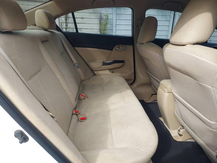Honda Civic 1.8S FD ปี 2012  รถเดิมบาง  13