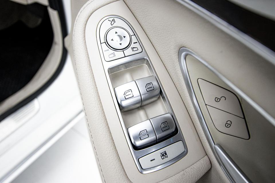 รหัสรถ 1D042 🚘 BENZ C350e 2.0 EXCLUSIVE ปี 2019 9